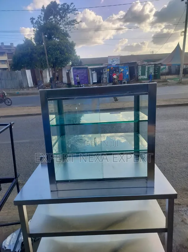 Premium Showcase Display - Brand New - 1
