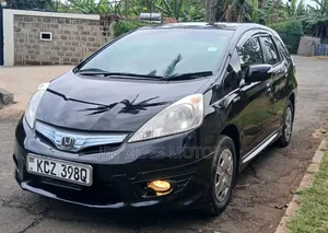 Honda Fit Shuttle 2013 Hybrid Matt Black