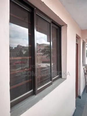 Ofisi za Kukodisha Utawala Junction (Benedicta)