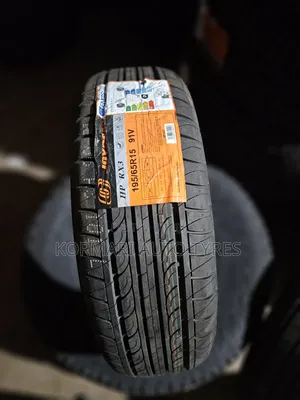 Tairi ya 195/65R15 Joyroad