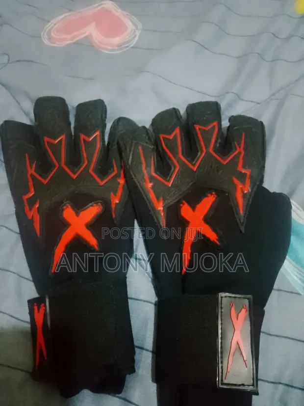 Adidas Goalkeeper Gloves - Brand New - 1