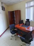 Ofisi ya Mtendaji ya Kila Kitu + Kiti cha Ofisi cha Mesh chenye Kichwa - 3