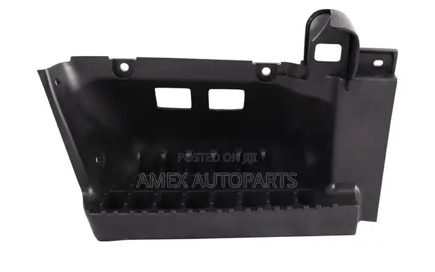 Isuzu NPR/NKR/NQR Front Foot Step (2006+) - 1