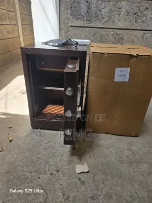 Academy Safe Box/Salama ya Usalama