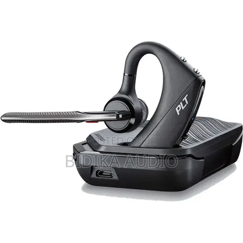 Plantronics Voyager 5200/R Headset - 1
