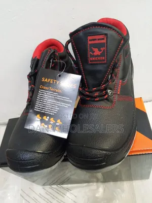 Knicker Breathable Safety Boots - Oil Resistant