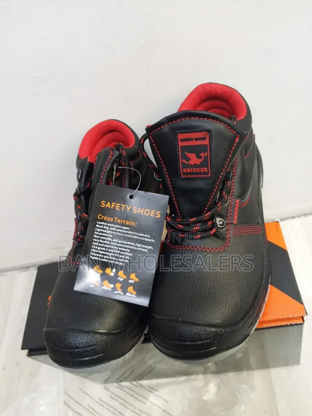Premium Quality Safety Boots - Factory Site Footwear - 1