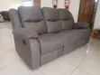 Kochi ya Recliner ya Viti 3 Nyeusi ya Kitambaa - 1