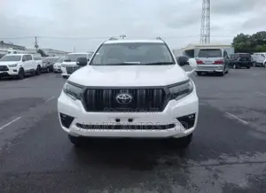 Toyota Land Cruiser Prado 2.8 2022 Nyeupe