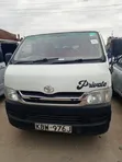 Toyota HiAce 2012 Nyeupe - 1