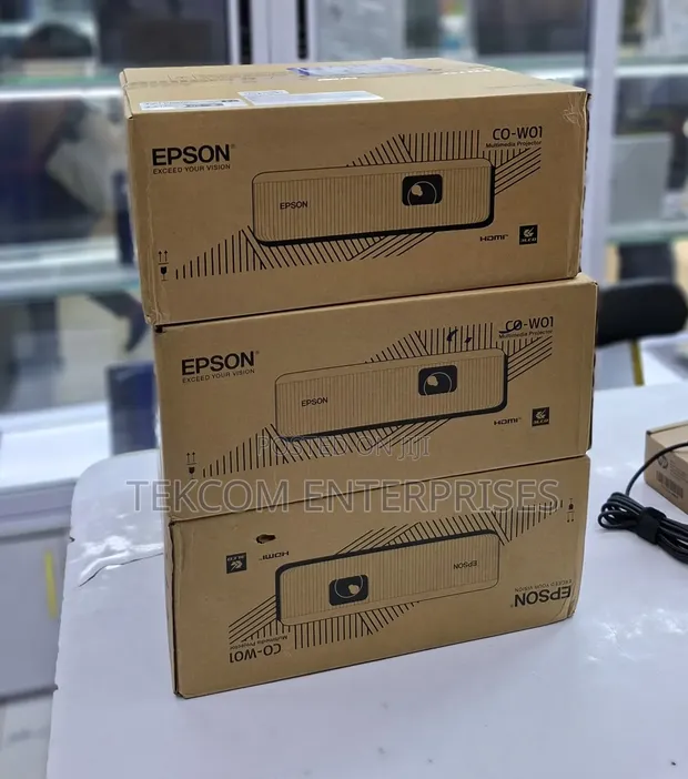 Epson CO-W01 Projector 3000 Lumens WXGA - 1