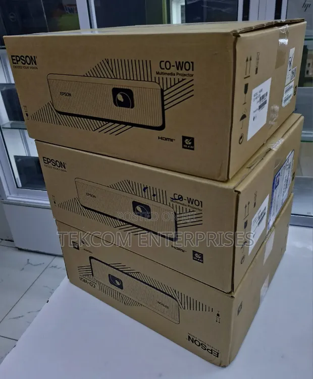 Epson CO-W01 Projector 3000 Lumens WXGA 3LCD - 1
