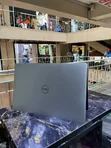 Laptop Mpya Dell XPS 13 9370: Intel Core i5, 8GB RAM, 256GB SSD - 5