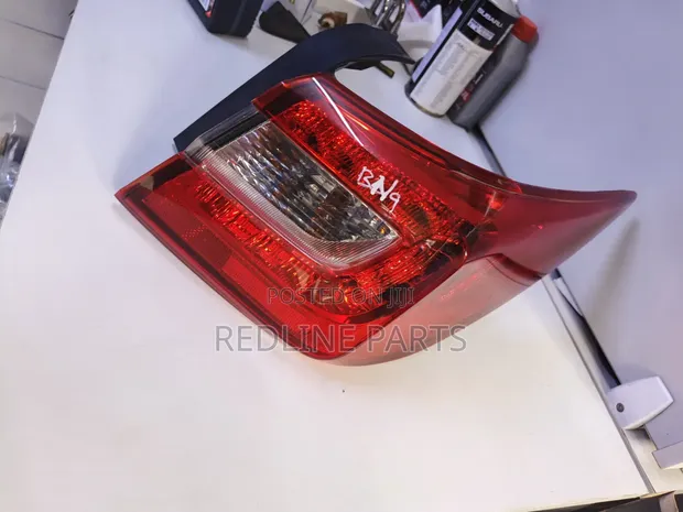 Taa ya Nyuma ya Subaru Legacy BN9 (2015-2019) - 1