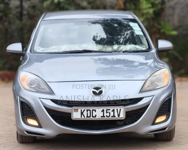 Mazda Axela 2012 Silver - 1