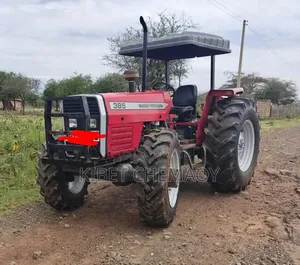Tractor Massey Ferguson MF 385 4WD