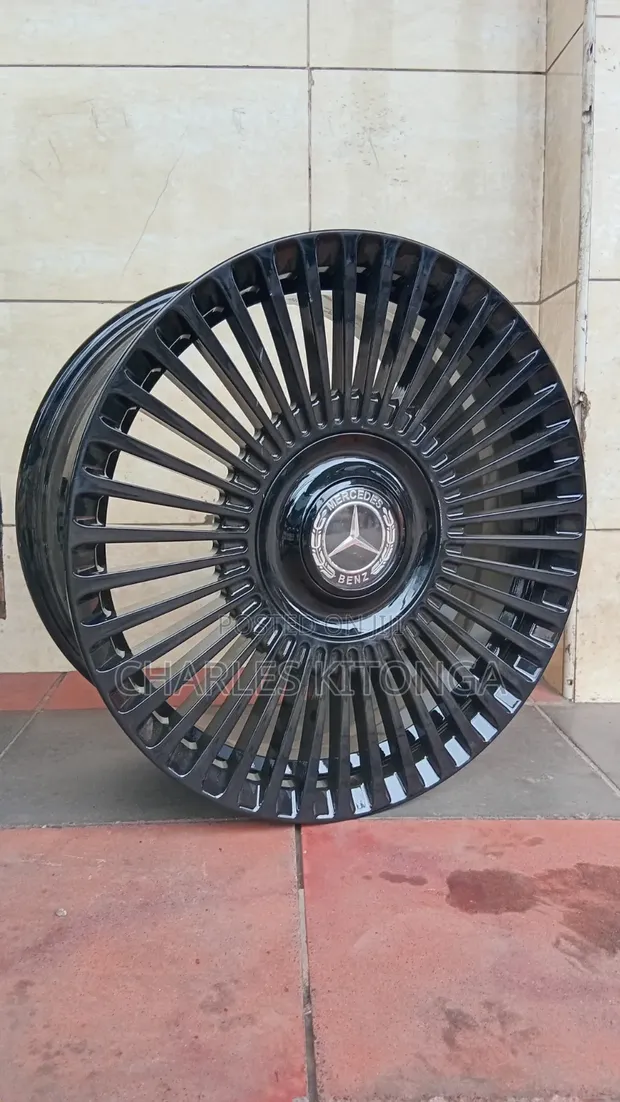 Mercedes-Benz Forged Rim 18" Multi-Spoke - 1