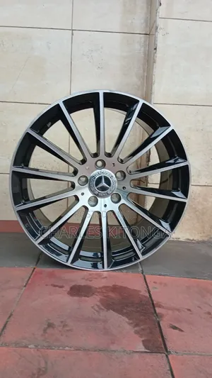 Magurudumu ya Mercedes-Benz AMG GT 18" Staggered