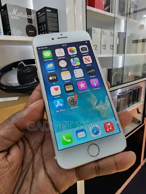 Apple iPhone 7 32GB Dhahabu