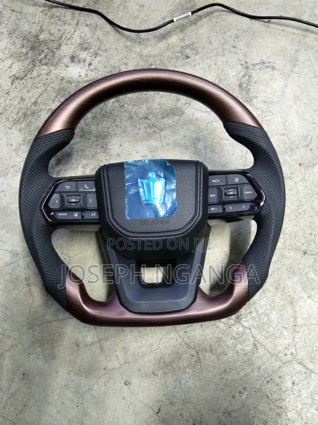 Steering Wheel Toyota Crown Baada ya Soko - 1