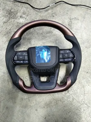 Steering Wheel Toyota Crown Baada ya Soko