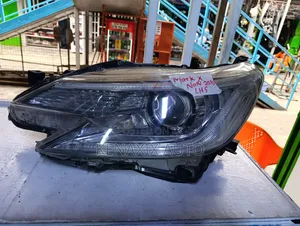 Toyota Mark X 2015 Non-Xenon Headlight