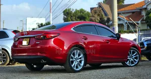 Mazda Atenza 2018 Nyekundu
