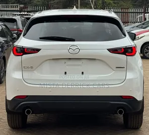 Mazda CX-5 2022 Nyeupe
