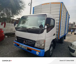 Mitsubishi Canter Food Truck - 2014