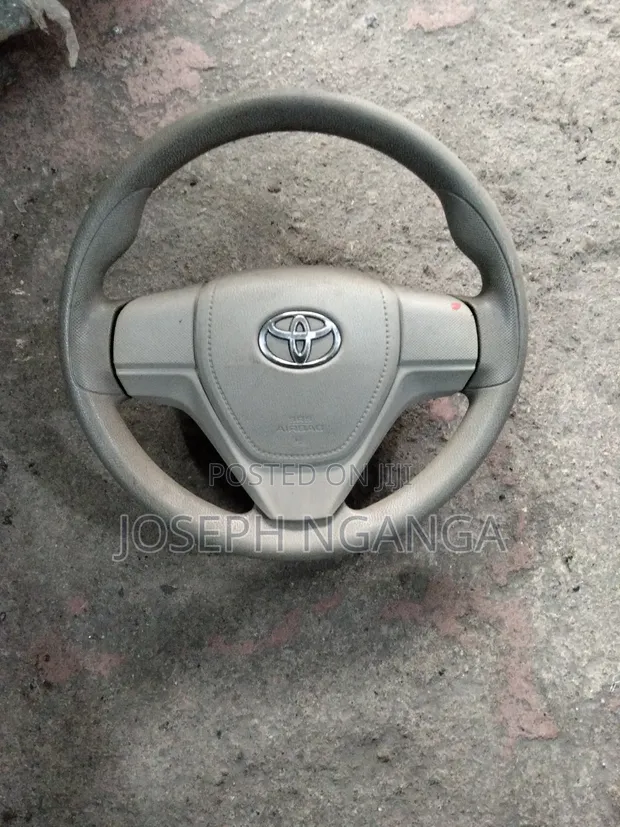 Kifaa cha Usukani cha Toyota Isis - 1
