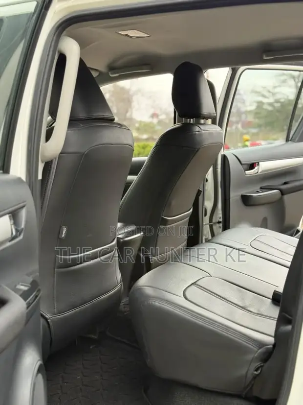 Toyota Hilux 2021 4WD - 1