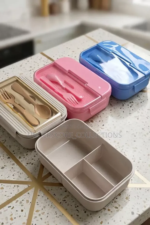 Bento Lunch Box yenye Compartments 3 na Kijiko/Uma - 1