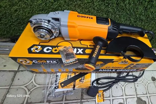 Coofix CF-AG007 2600W 9-Inch Industrial Angle Grinder - 1
