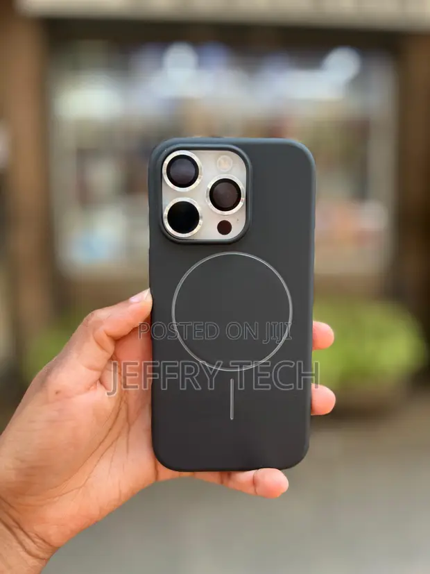 iPhone 16 Pro Case - Beats Midnight Black - 1