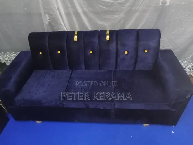 Kitanda 3.5x6, Godoro & Sofa ya Viti 3 - 1