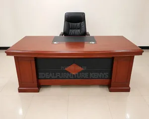Executive Office Desk 1.4M - Mbao ya Mahogany na Leather Pad