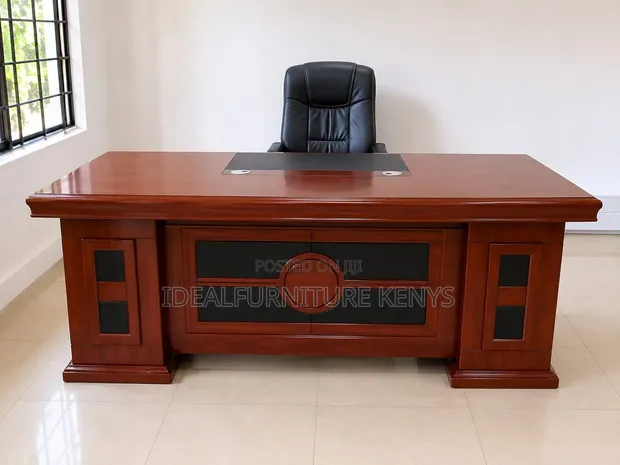 Executive Office Desk 1.8M - Mbao ya Mahogany na Leather Pad - 1