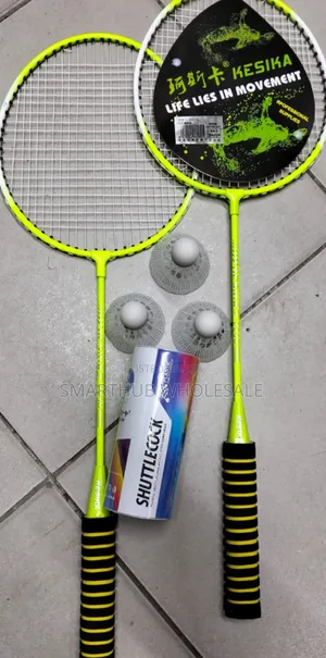 Seti ya Raketi za Badminton Mpya na Shuttlecocks