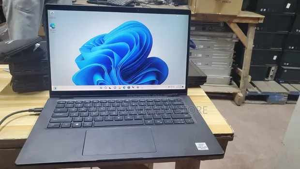 Dell Latitude 7480 Laptop: Intel Core i5, 8GB RAM, 256GB SSD - 1
