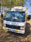 Mitsubishi Fuso Canter 2012 Nyeupe - 3