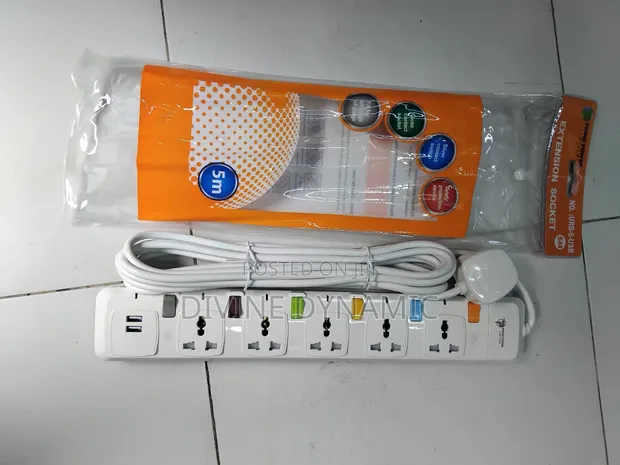 URB-6-USB Extension Socket - 1