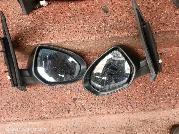 Kioo cha Jua cha Mazda Demio 2012 chenye Indicator (Pande Zote Mbili) - 1