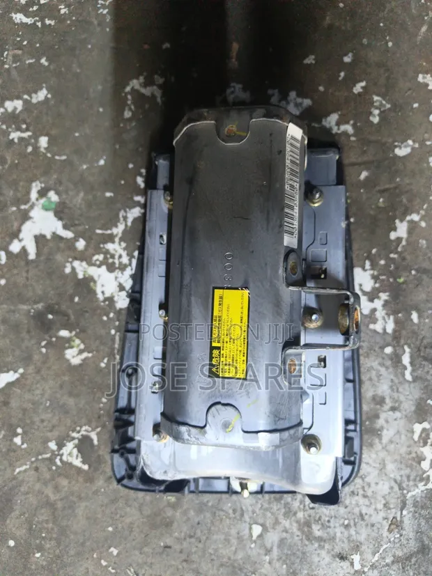 Airbag ya Toyota Vitz - 1