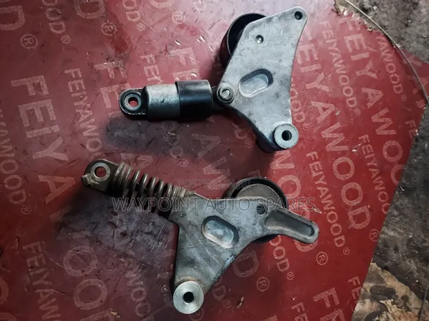 Toyota 1AZ/2AZ Tensioner - Vanguard, Rav4, Voxy - 1
