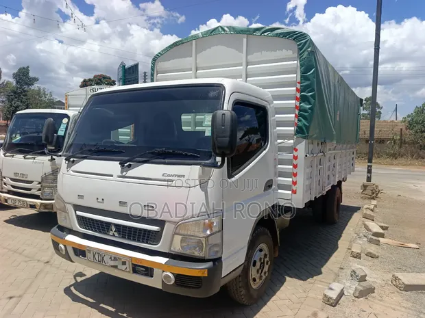 Mitsubishi Canter Rigid Truck - 1