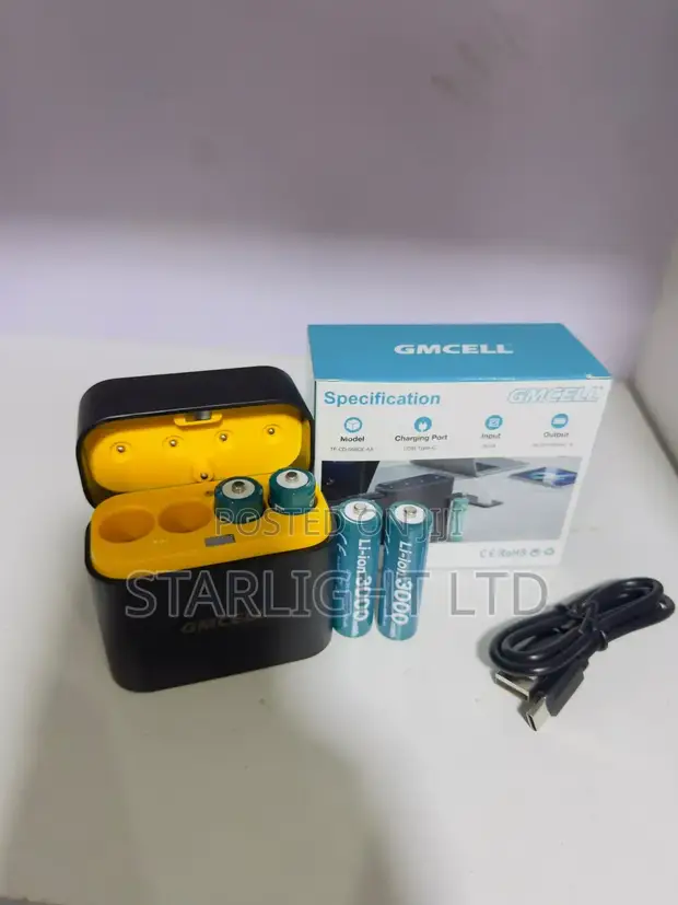 GMCELL Compact 4 Slot Rechargeable Battery Charger - 1
