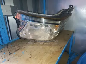 Honda N-WGN Non-Xenon Headlight (Used)