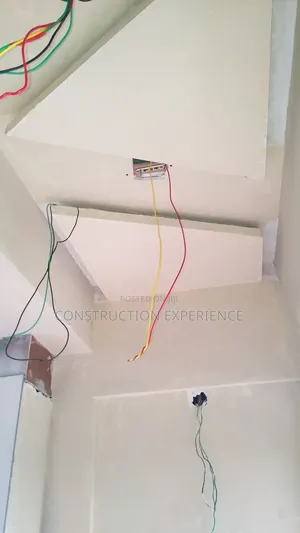 Fundi Umeme kwa Ufungaji Umeme na Huduma za Wiring