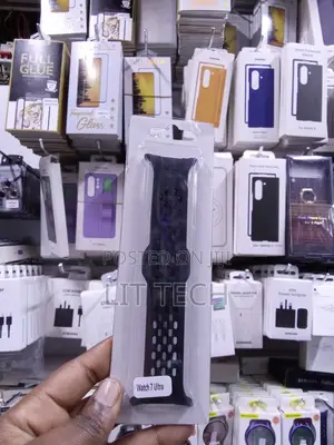 Mkanda wa Michezo wa Silicone wa Samsung Galaxy Watch 7 Ultra - Nyeusi