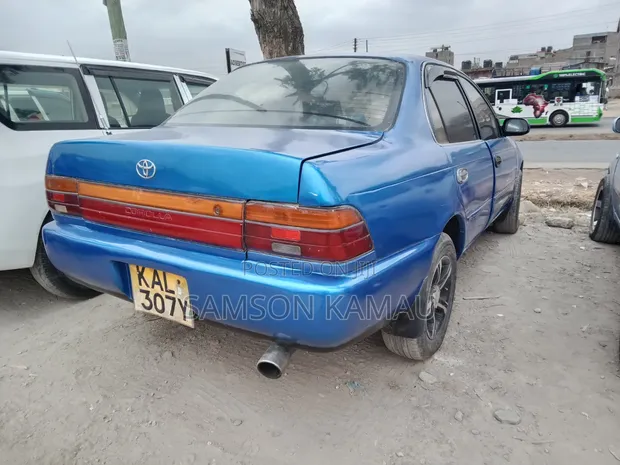 Toyota Corolla 1998 Blue - 1